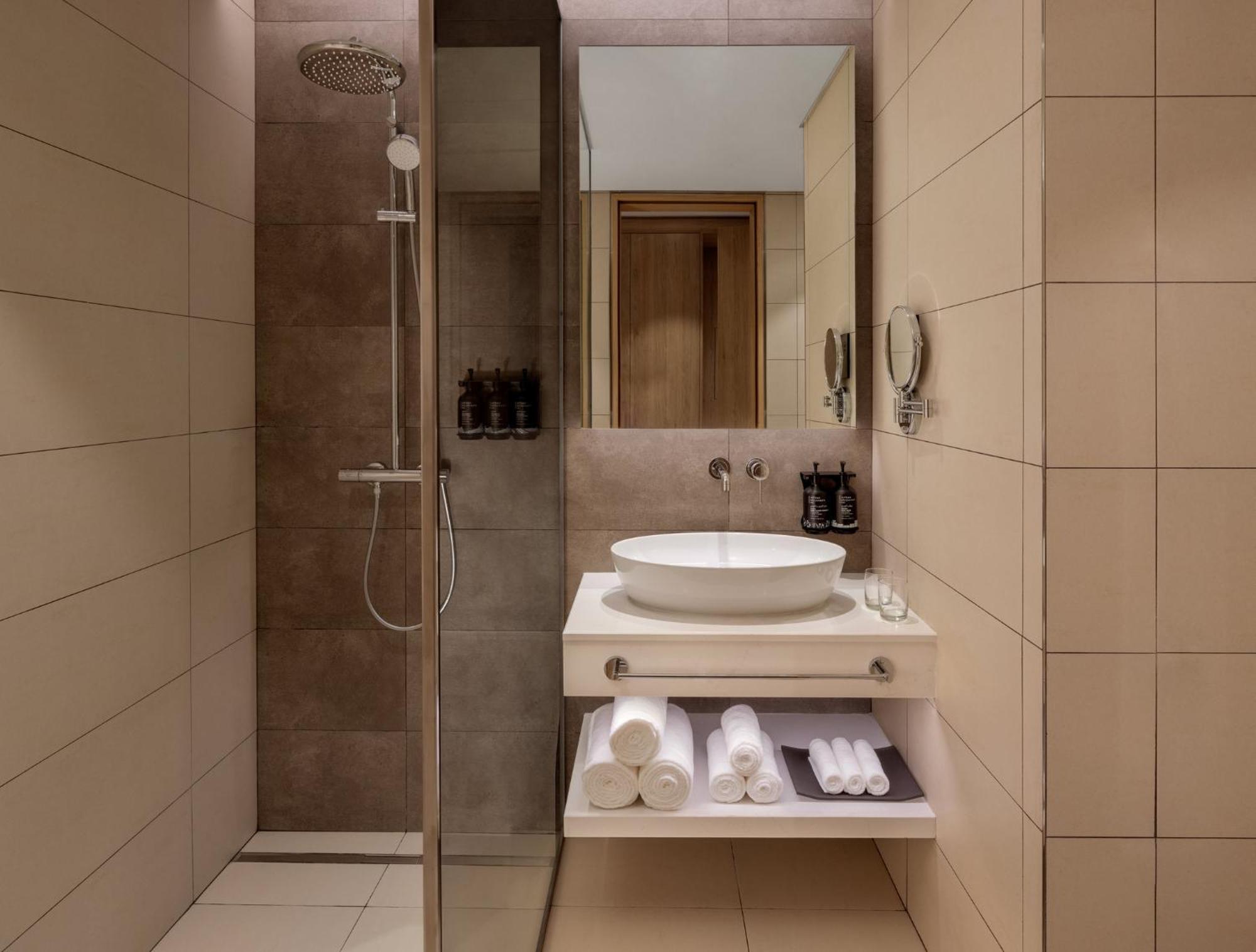 Holiday Inn Dubai Business Bay By Ihg Exterior foto